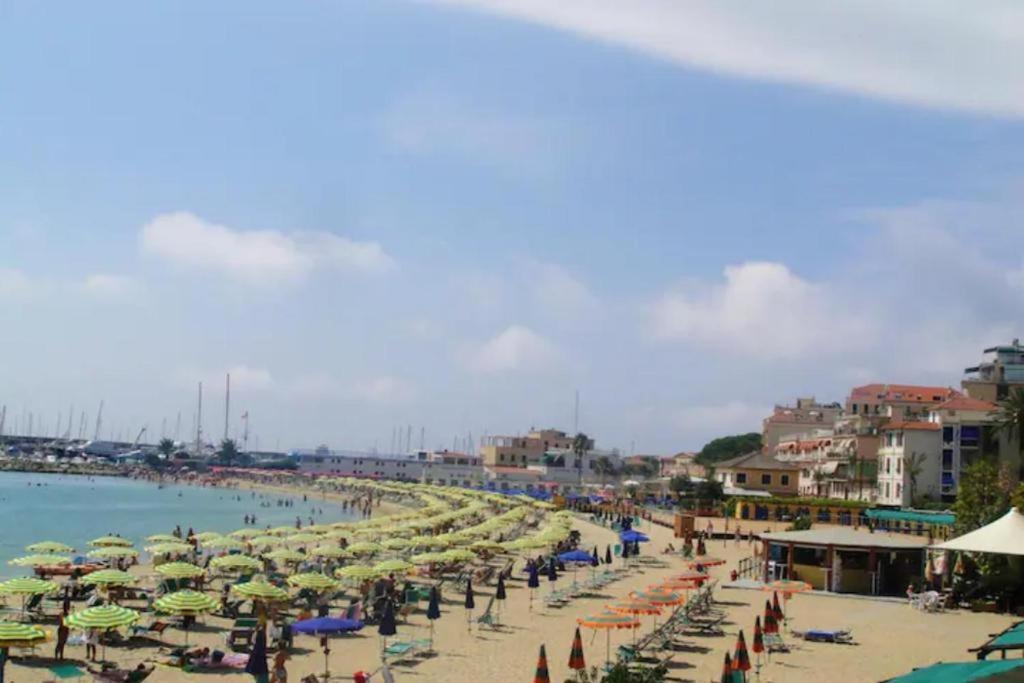 סנרמו Casa Vacanza Rossella מראה חיצוני תמונה